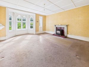 South Family Room- click for photo gallery